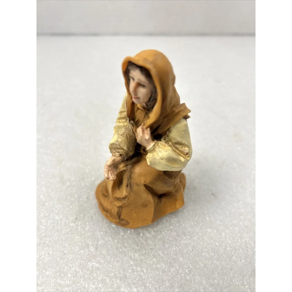 Willitts Designs Mary Nativity Christmas Replacement Figurine 1987